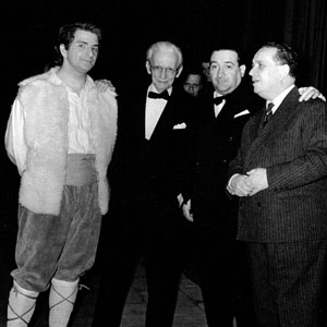 Ildebrando Pizzetti con Antonio Annaloro nel ruolo di Aligi ne La figlia di Jorio di Ildebrando Pizzetti - Teatro Nuovo, Torino, 1955