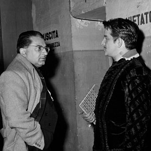 Antonio Annaloro nel corridio dei camerini - Lucia di Lammermoor - Novara